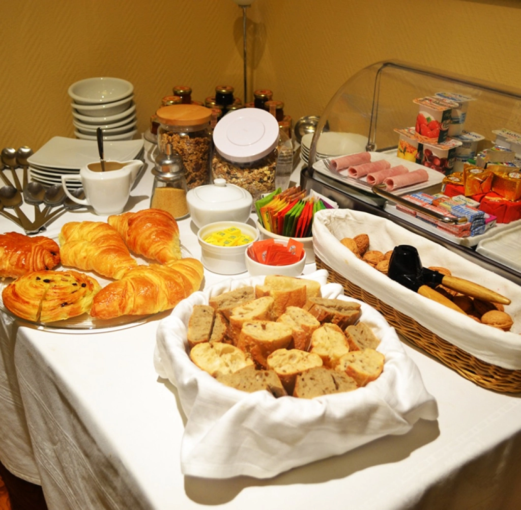 Hôtel Windsor Home - petit déjeuner