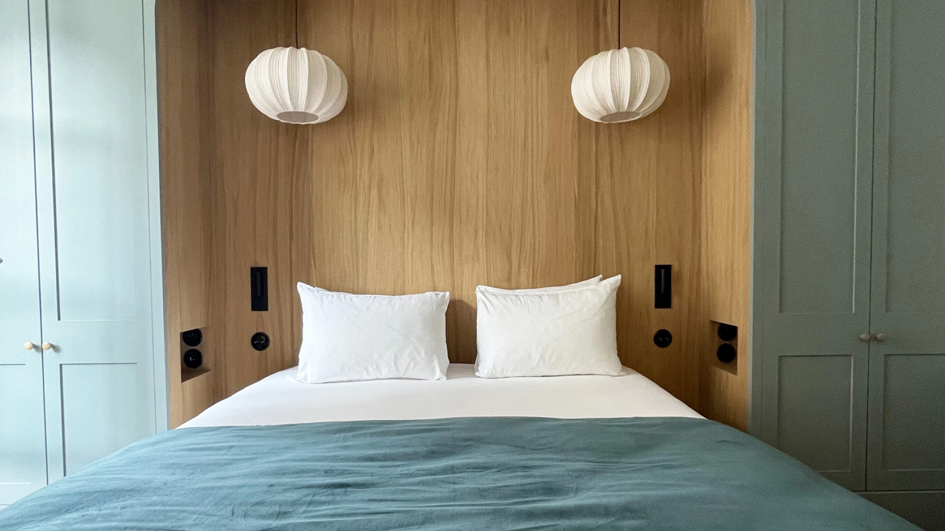 Hôtel Casimir - room