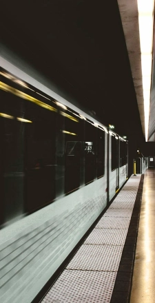 Hotel Helussi  - train