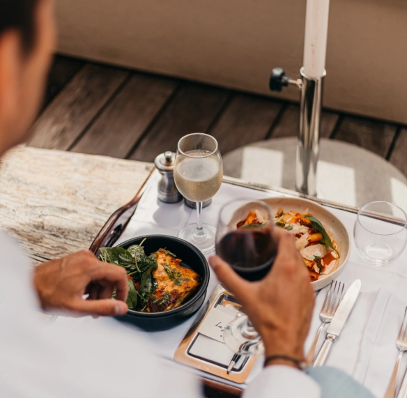 La Guitoune - Room Service