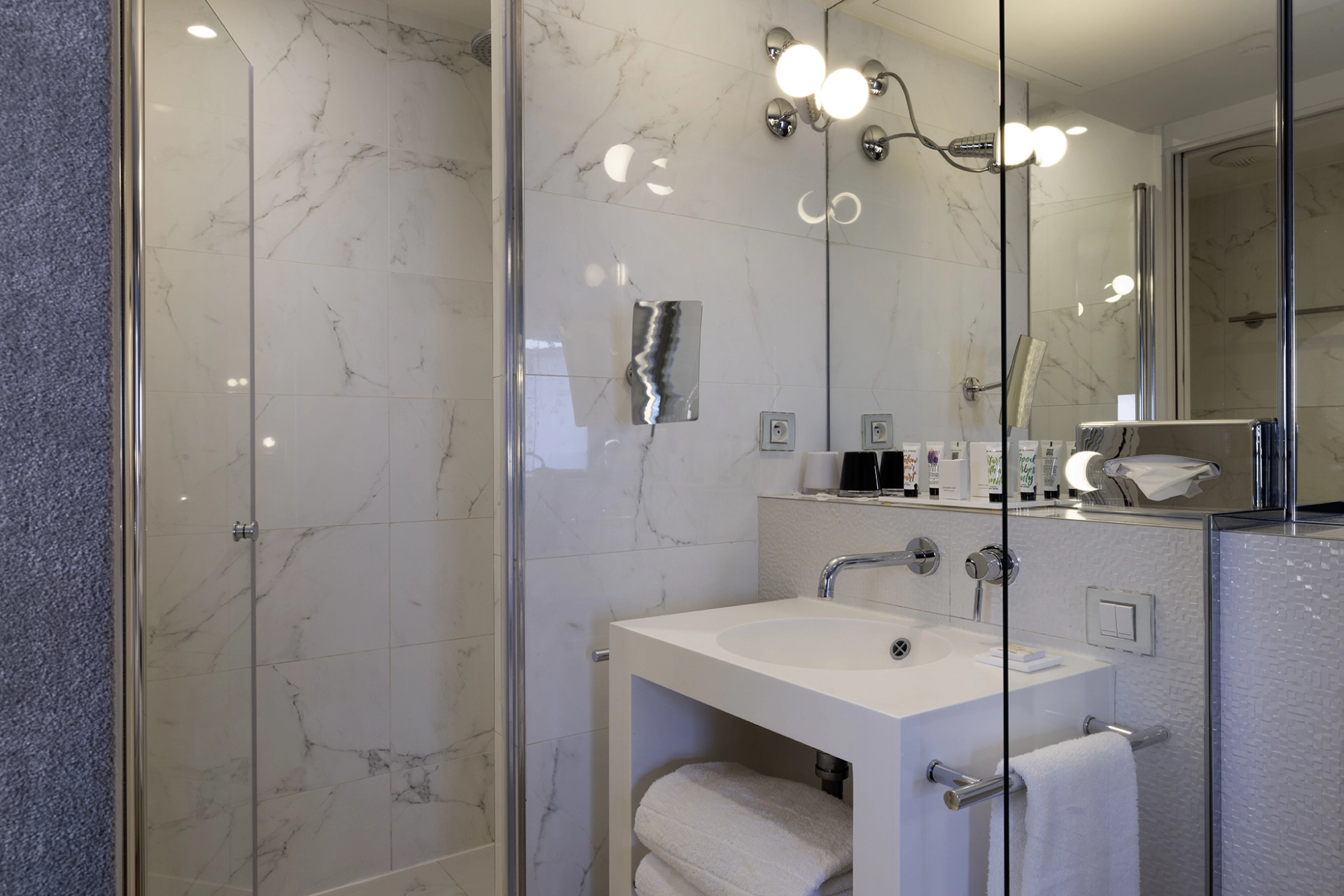 Hôtel 7 Eiffel - Habitación Deluxe Balcón