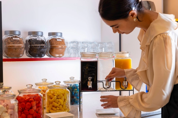 Hôtel 7 Eiffel - Honesty bar