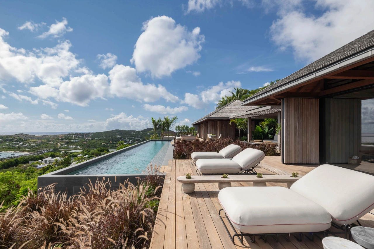 LOREM IPSUM IPSUM LOREM