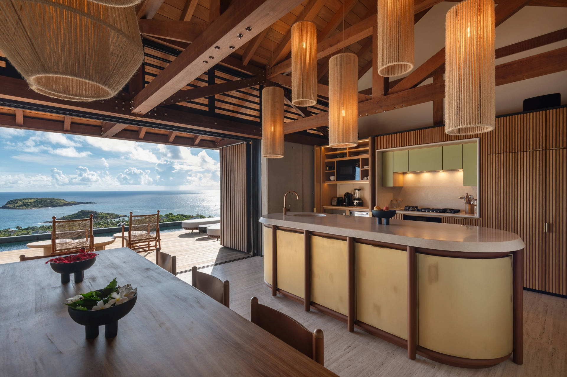 Le Manoir Voltaire - Living & Kitchen