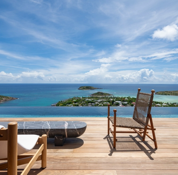 Le Manoir Voltaire - Terrace & Pool