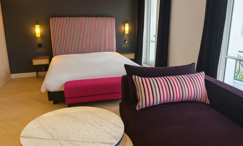 Hotel Eiffel Yard - Bienvenido al hotel