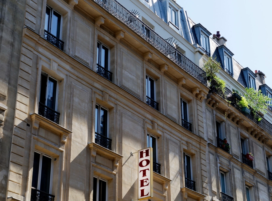 Hotel Eiffel Yard - Contacto y acceso