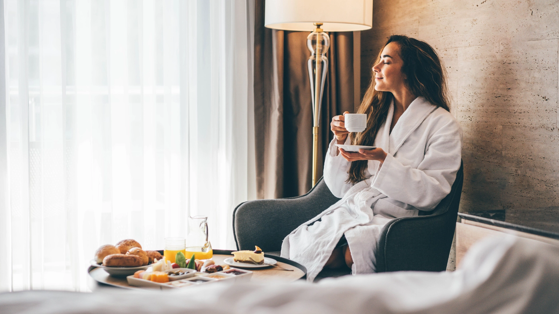 Hotel Eiffel Yard - Hotel e Serviços