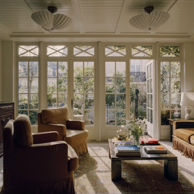 Hôtel Château Voltaire - Luxury Hotel in Paris