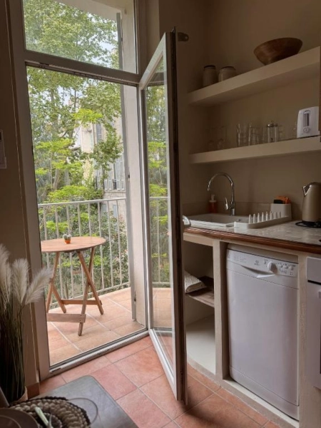 Azur Hôtel - Longchamp Apartment